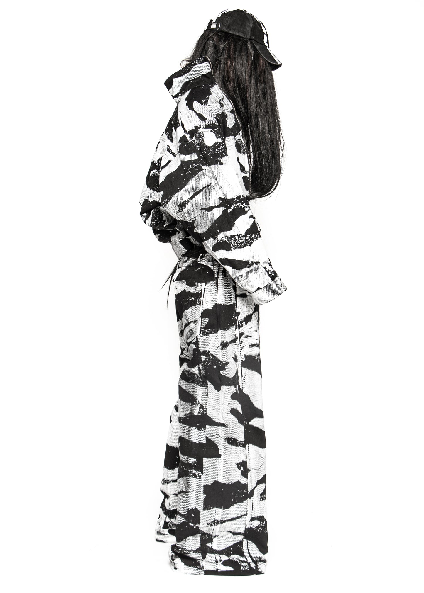 CAMO BLACK DENIM JACKET