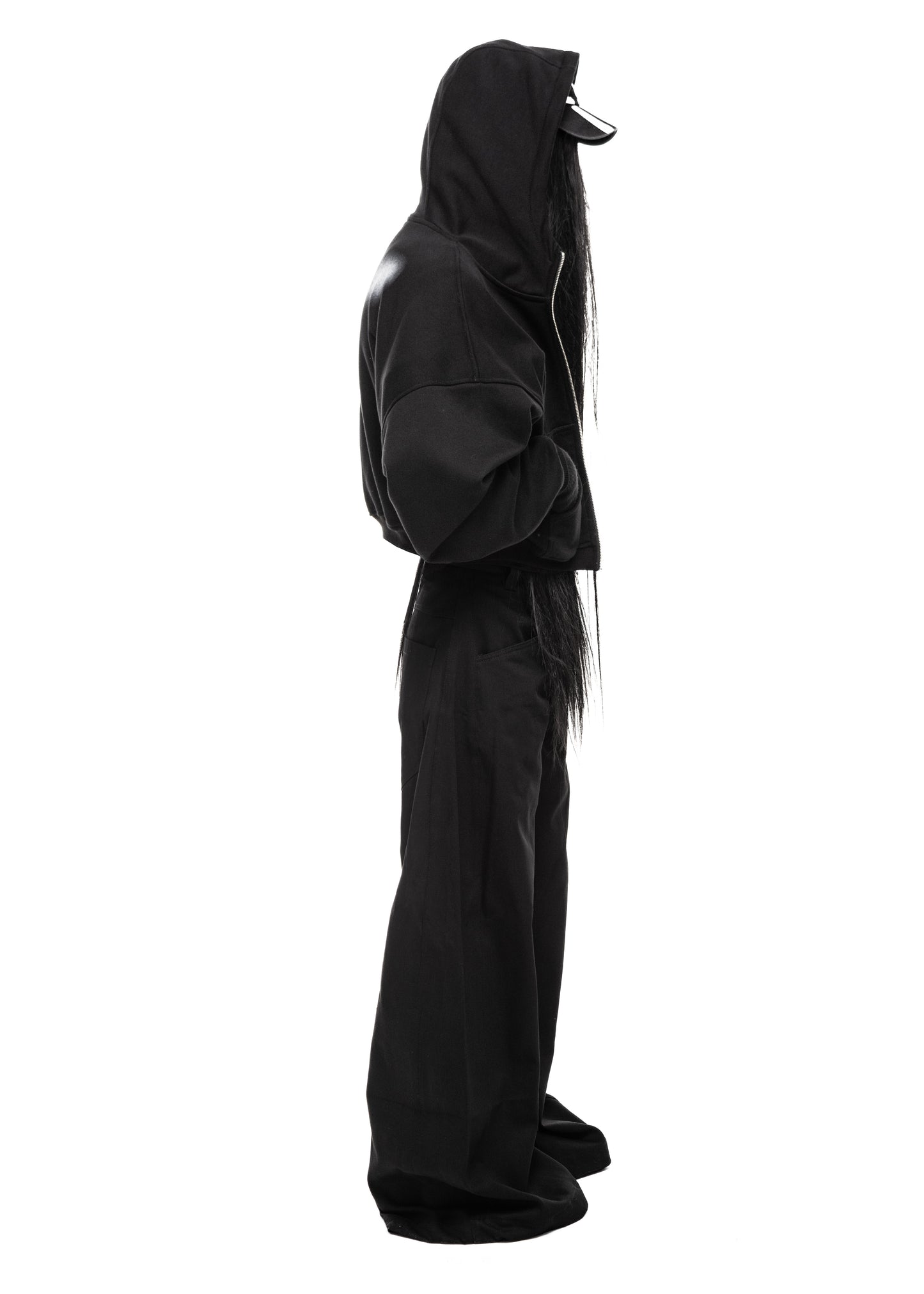 BLACK ZIP HOODIE