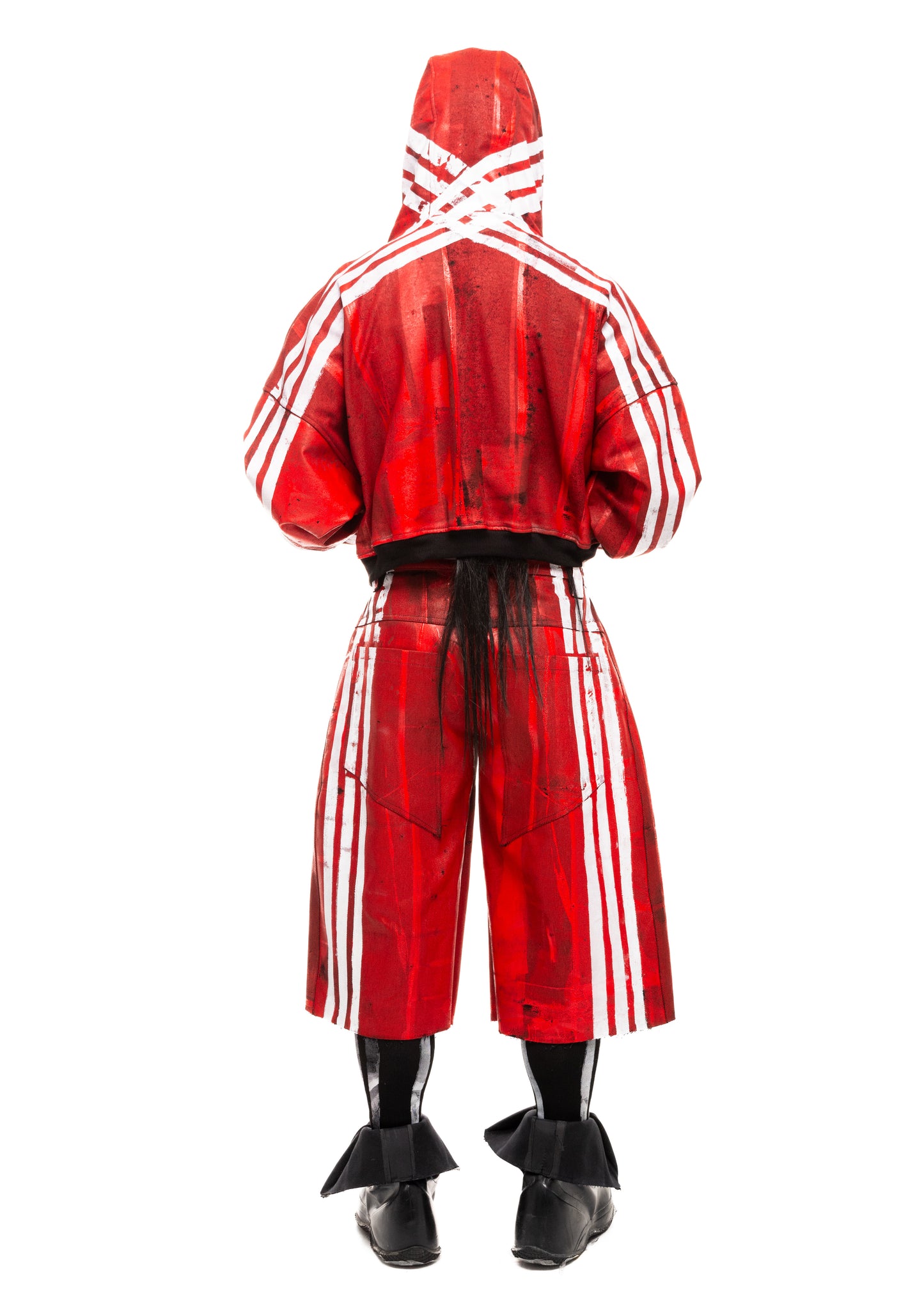 WHITE STRIPES WAXED RED DENIM SHORTS