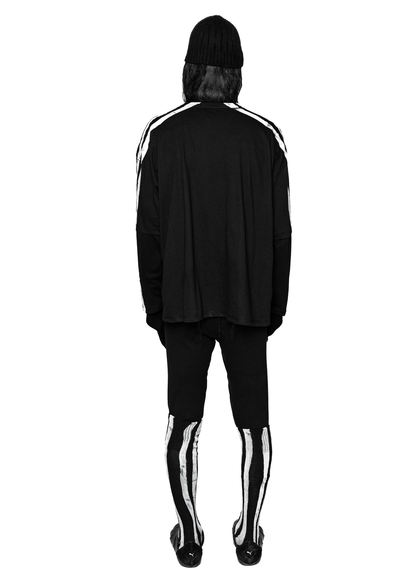 STRIPES BLACK LONG-SLEEVED T-SHIRT