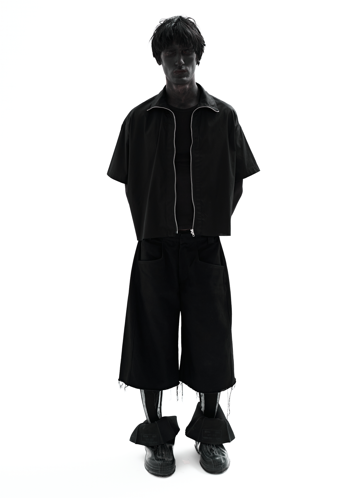 MARKET BLACK ZIP SHIRT