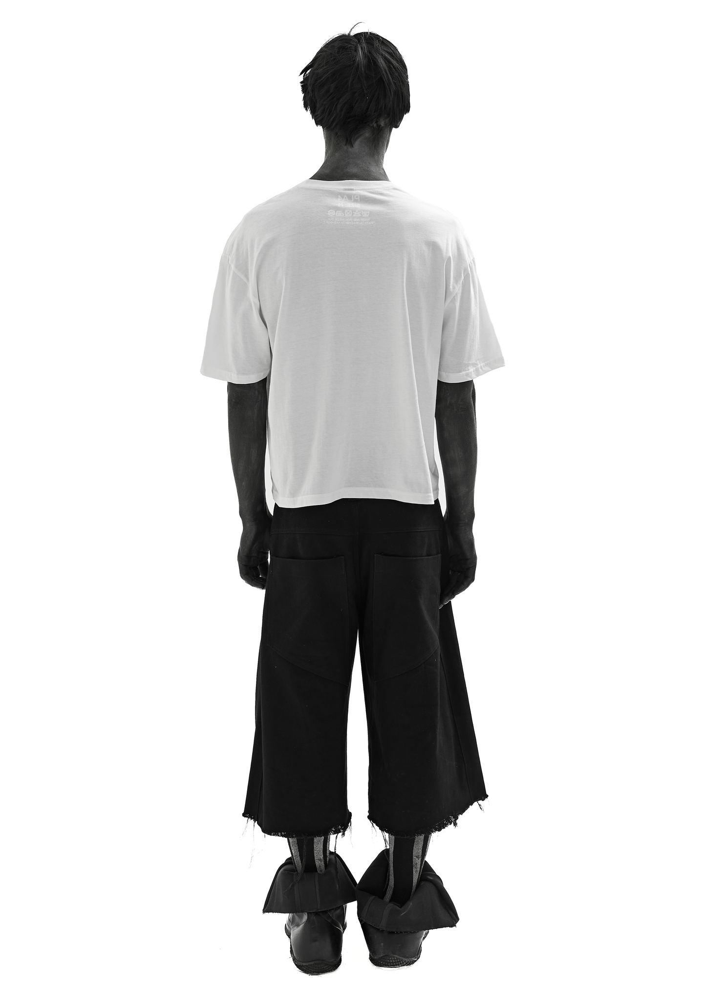 STAIN WHITE T-SHIRT