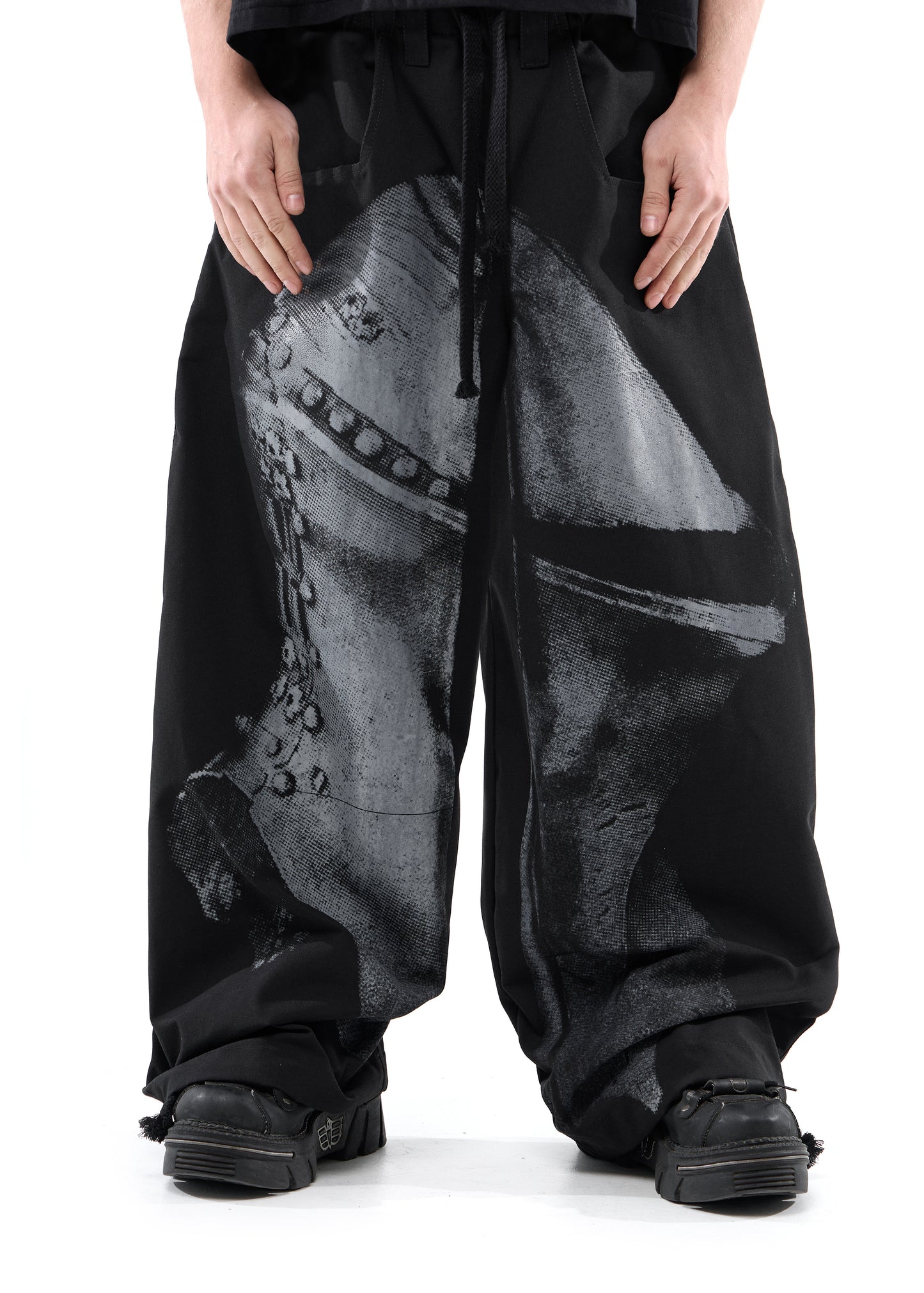 KNIGHT PANTS