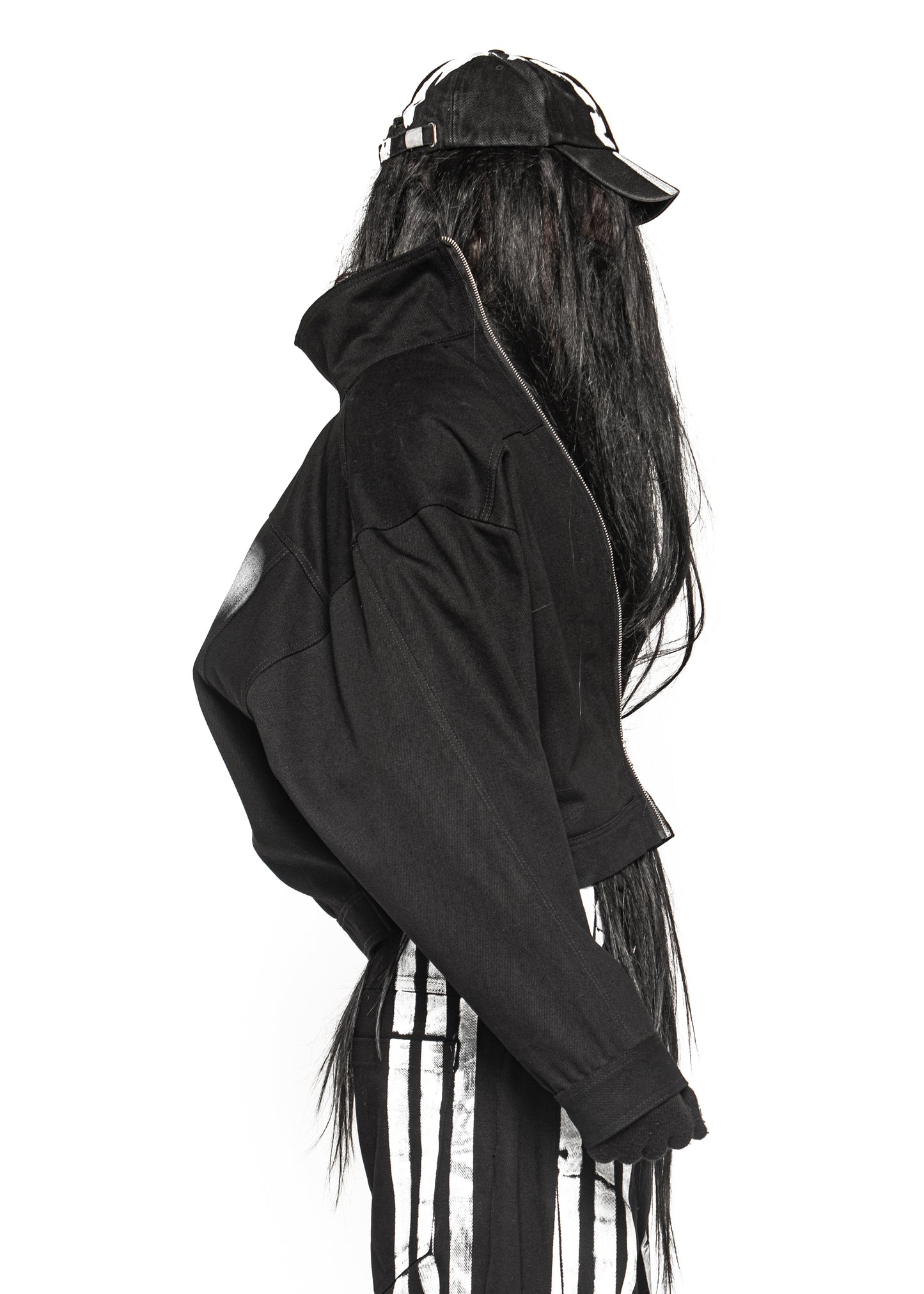 STAIN BLACK DENIM JACKET