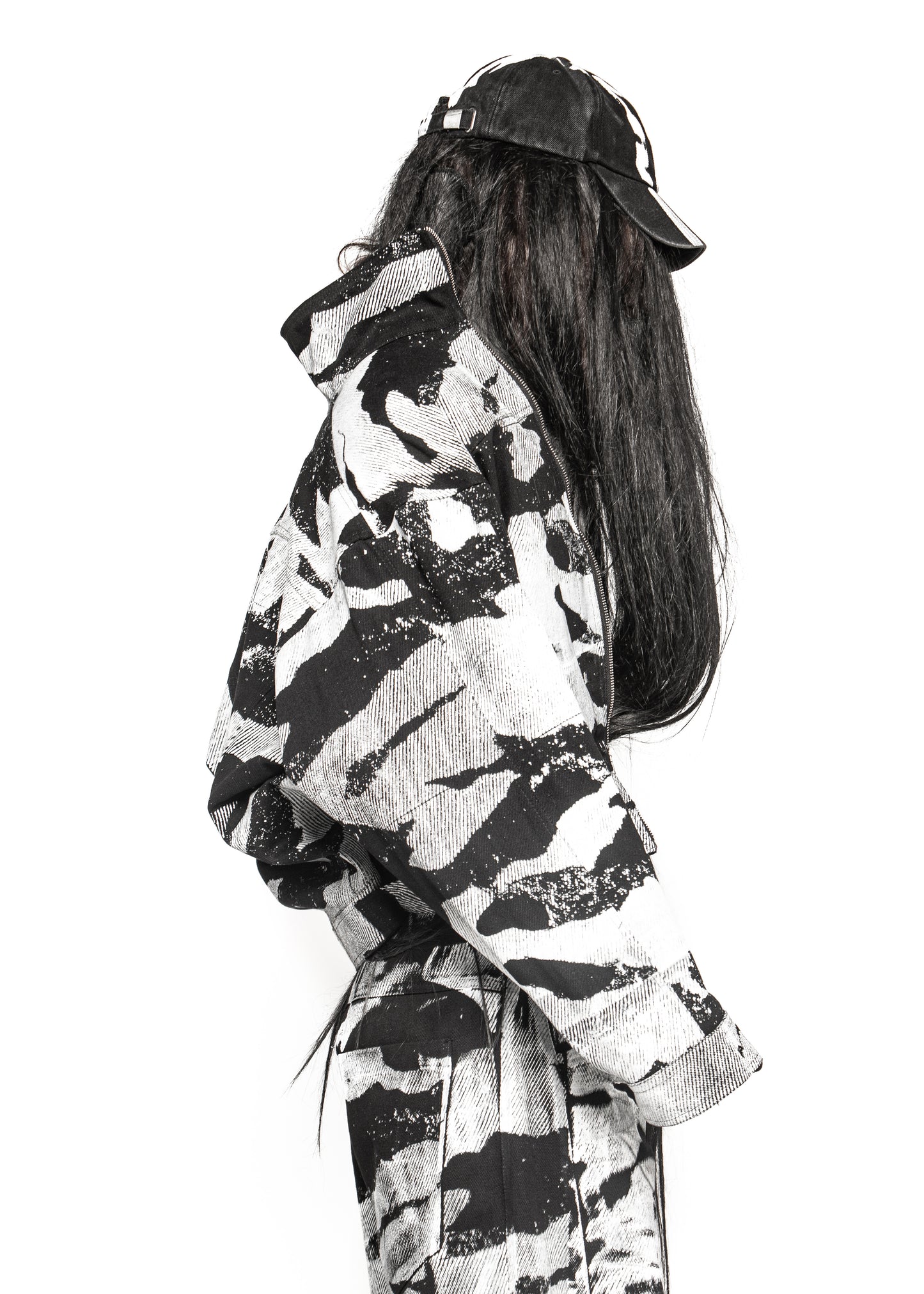 CAMO BLACK DENIM JACKET