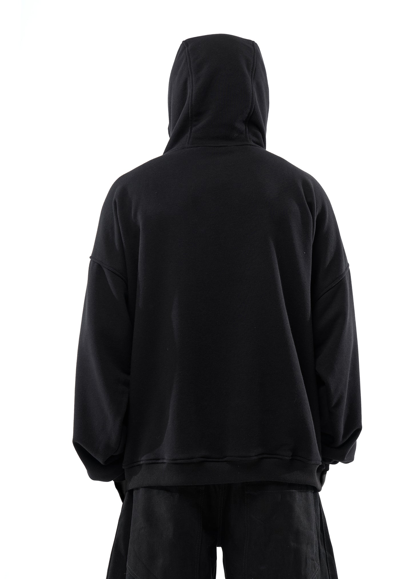 BLACK OVER HOODIE
