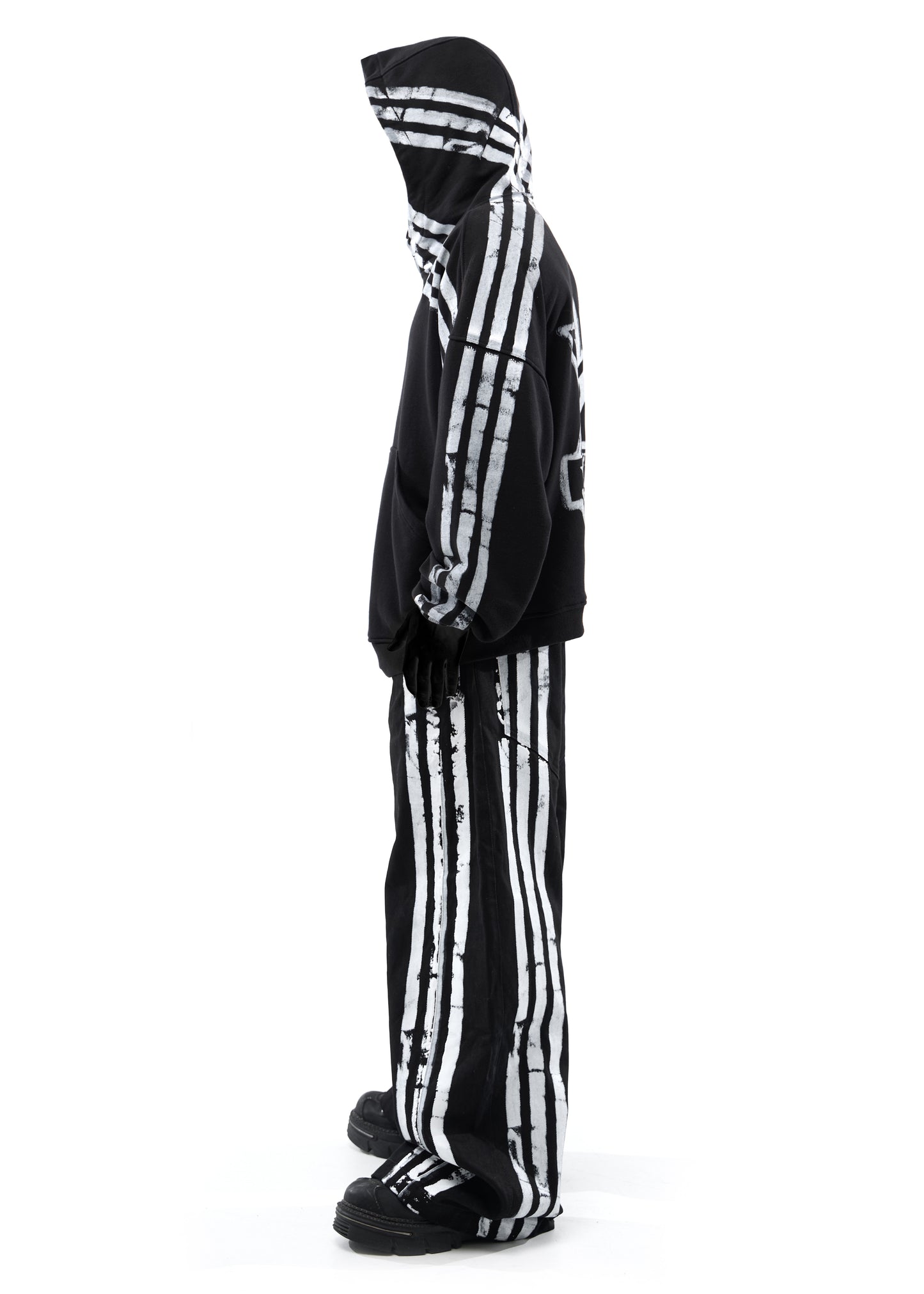 STRIPES OVER HOODIE