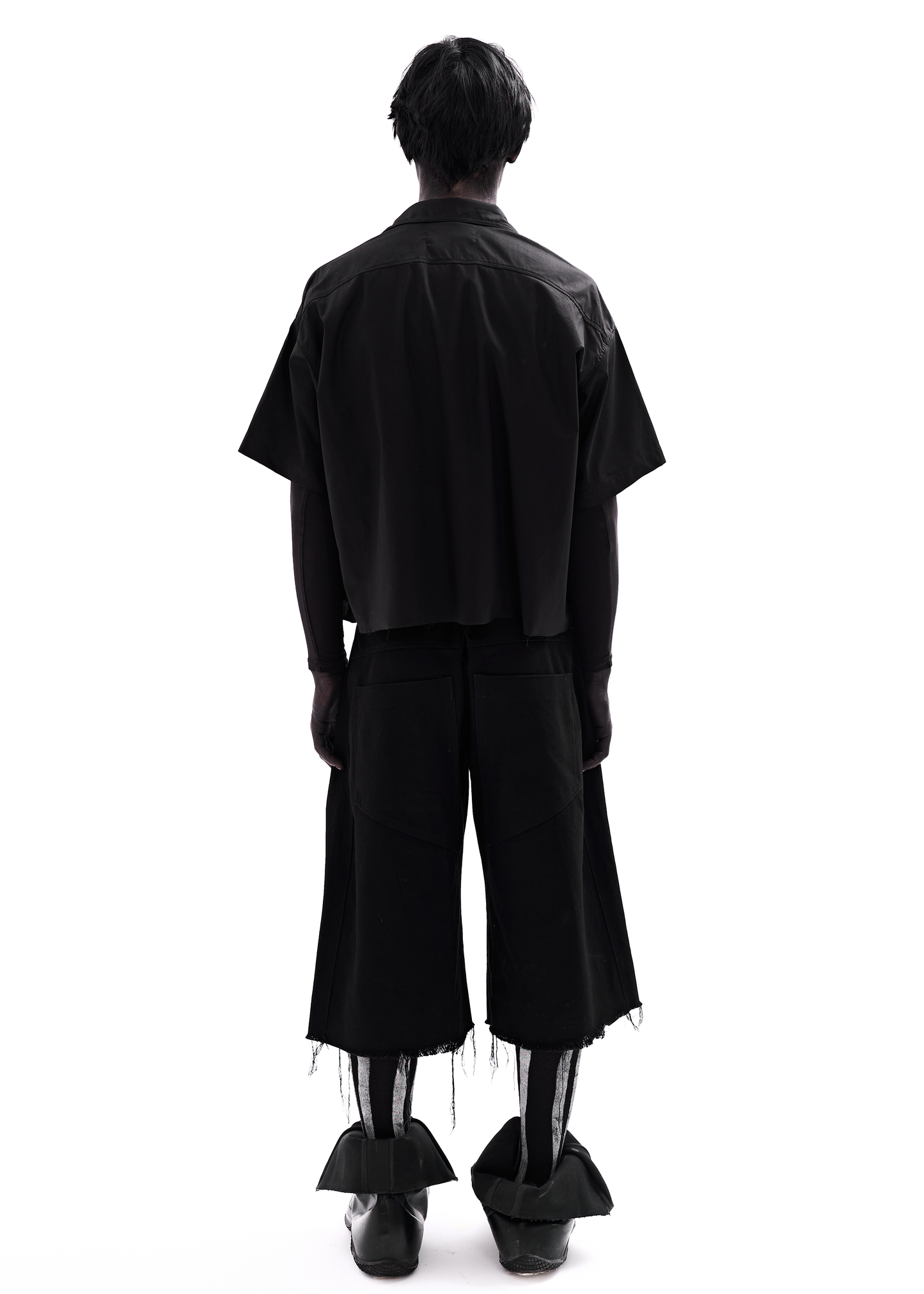 BLACK ZIP SHIRT