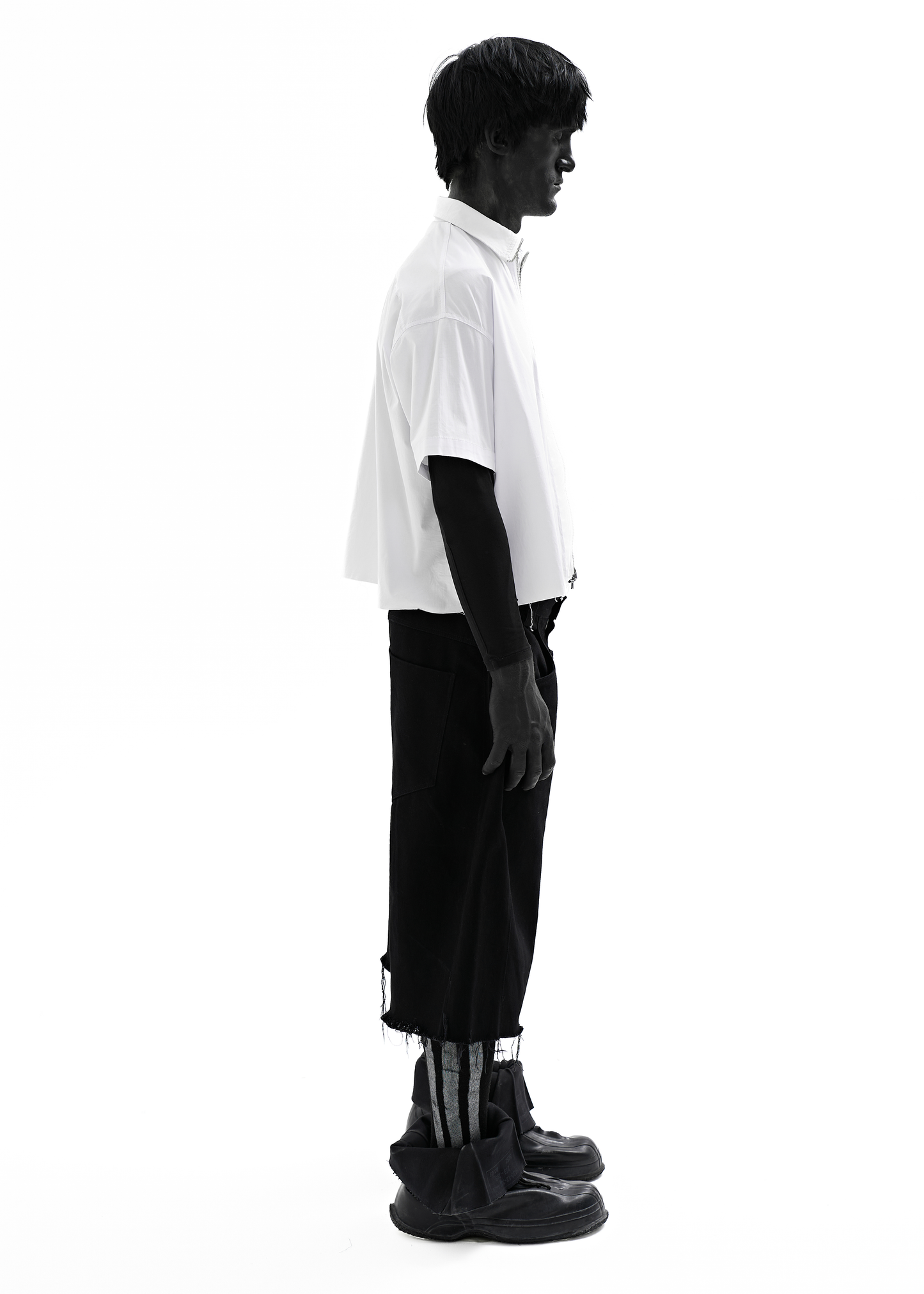 WHITE ZIP SHIRT