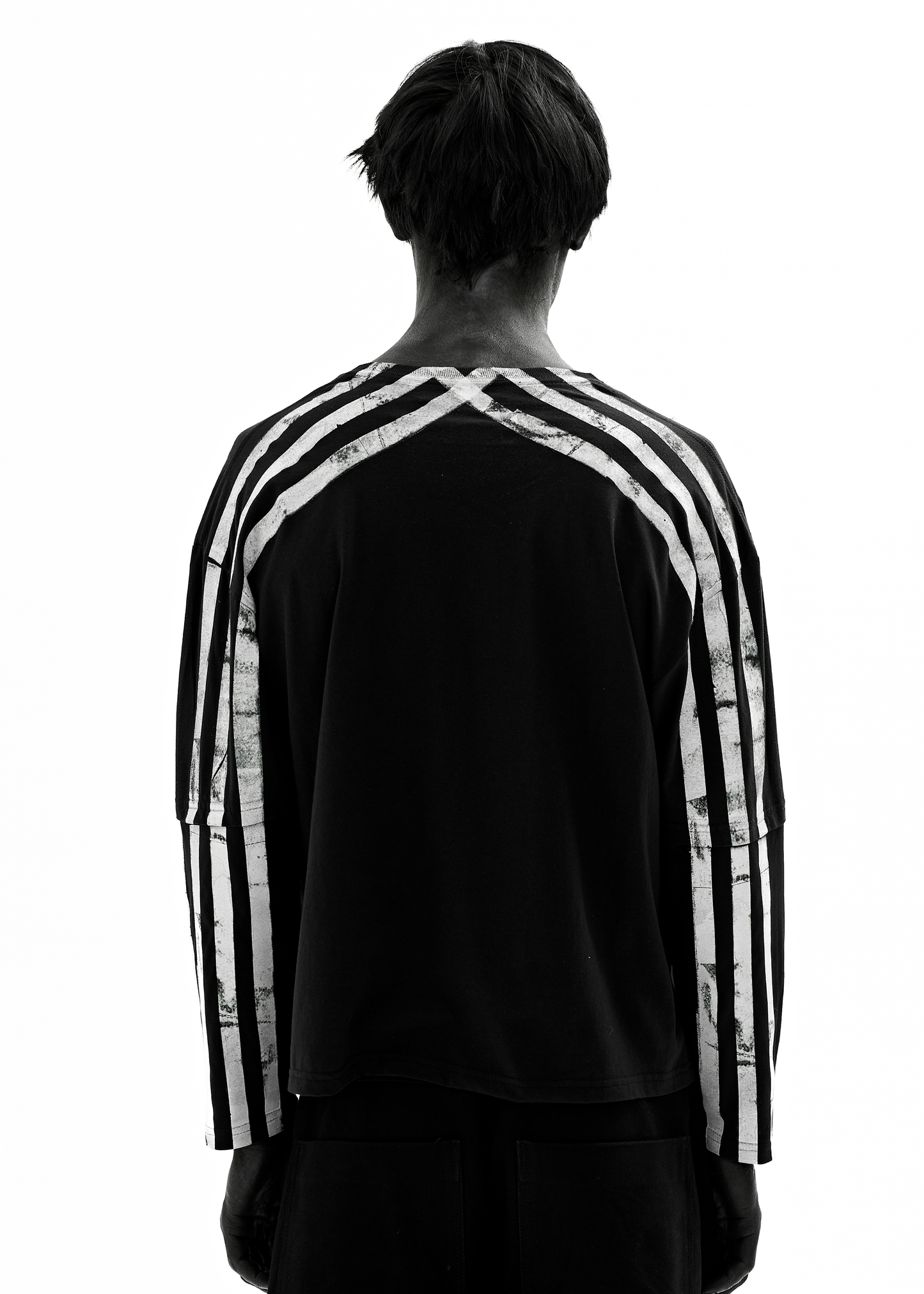 DOUBLE STRIPES BLACK LONG-SLEEVED T-SHIRT