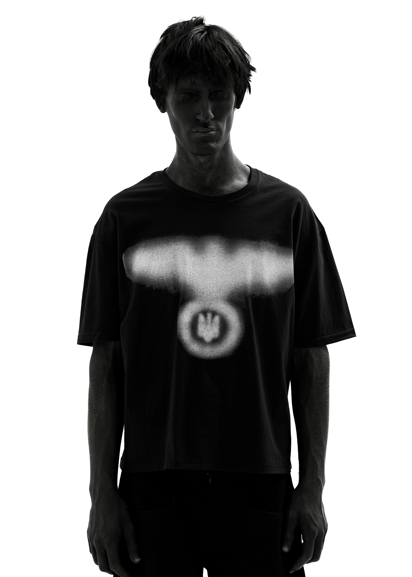 STAIN BLACK T-SHIRT