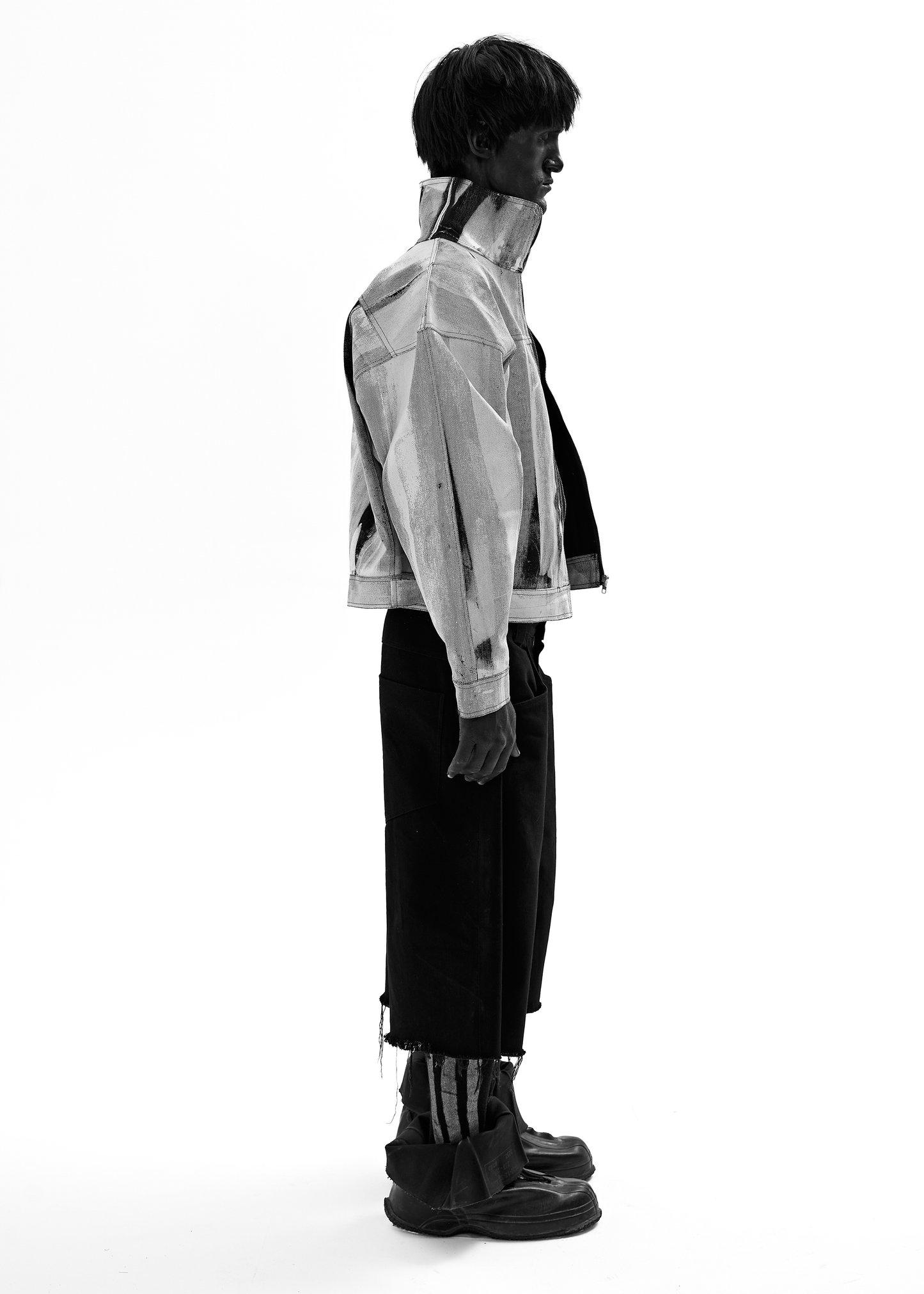 STAIN WAXED WHITE DENIM JACKET
