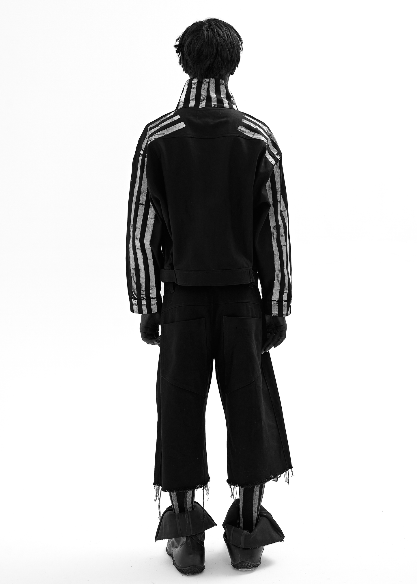 STRIPES BLACK DENIM JACKET