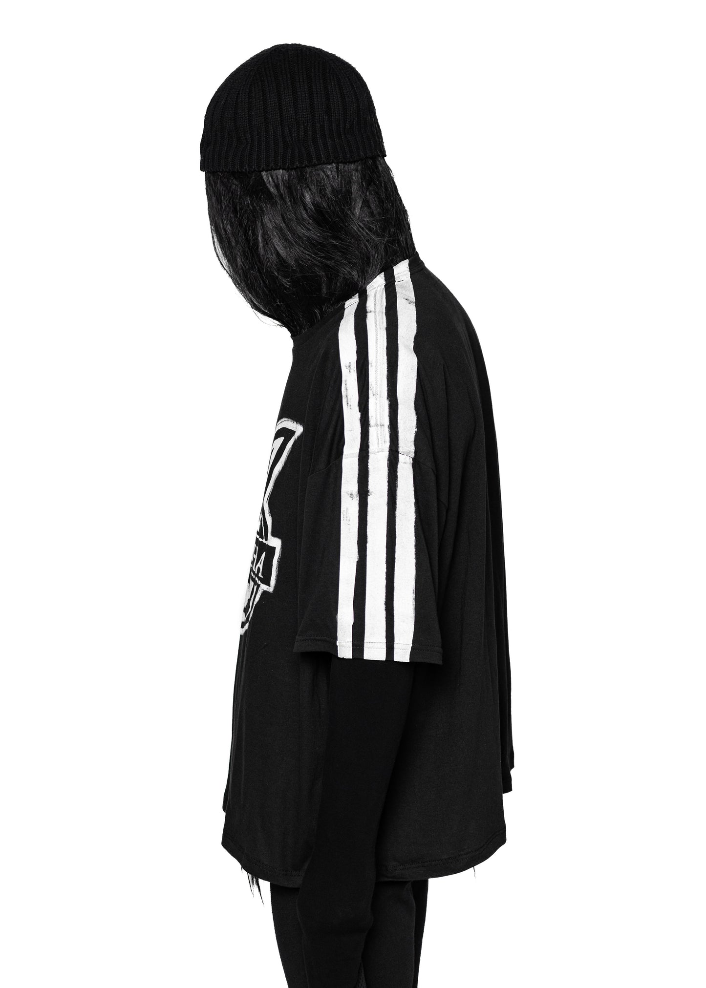 STRIPES BLACK T-SHIRT